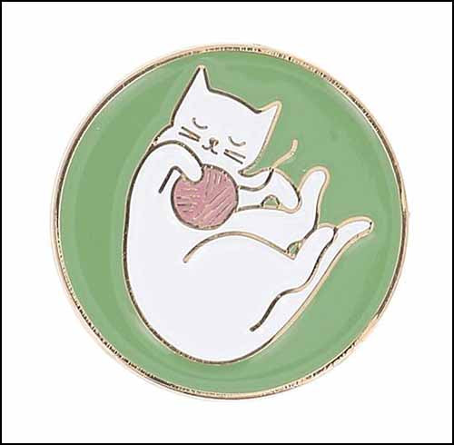 "Ball of Wool" Cat Needle Minder Magnetic Needle Minder by Bohin