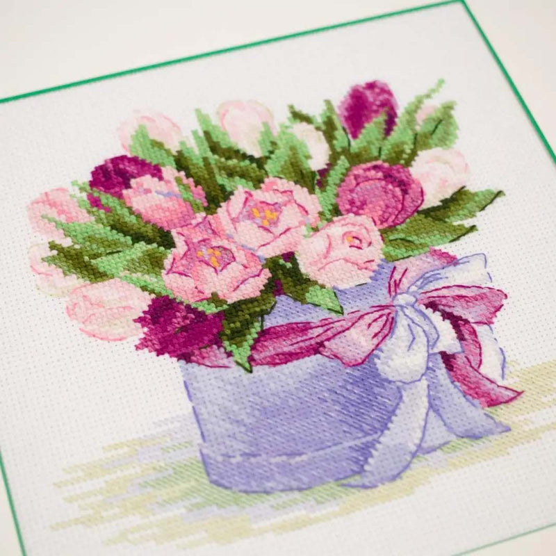 Tulips Hat Box Bouquet by Riolis Counted Cross Stitch Kit