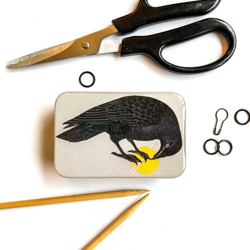 Yarn Crow Notions Tin NEEDLE CASE NEEDLE ORGANIZER-Small