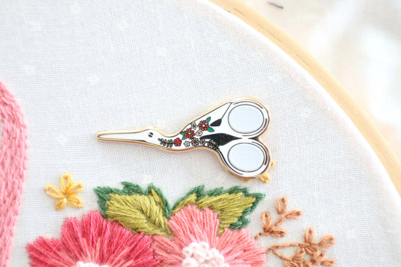Embroidery Scissors Magnetic Needle Minder by Flamingo Toes
