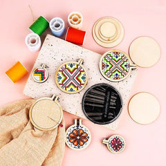 Mini Wood Embroidery Hoop Pendant Ornament Decoration-0.98 inch diameter