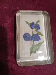 Hand Made  Rectangle Glass Paperweight from Yarntree